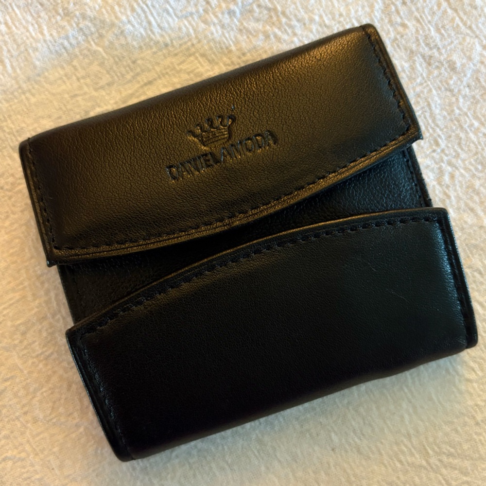 DANIELA MODA Folded Leather Wallet